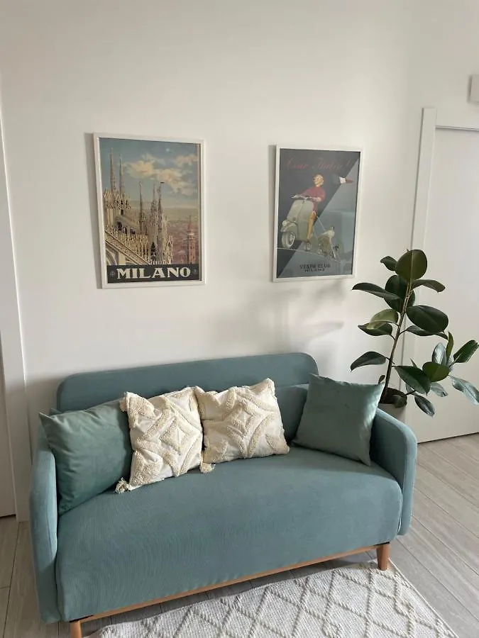 Green Apartment In Milan 10Min From Centralstation Italy